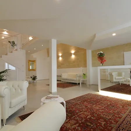 Guest house Casa Blanca 4*